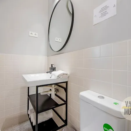 Modern Apt & Cool Interior Design A 20 Metros Del Retiro E1 Madrid Exterior foto