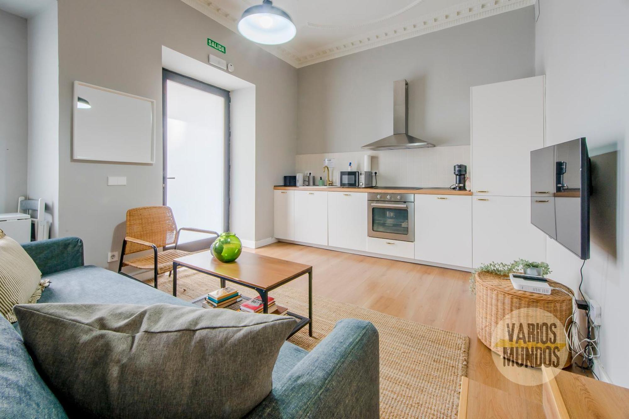 Modern & Cool Interior Design A 20 Metros Del Retiro E1 Appartamento Madrid